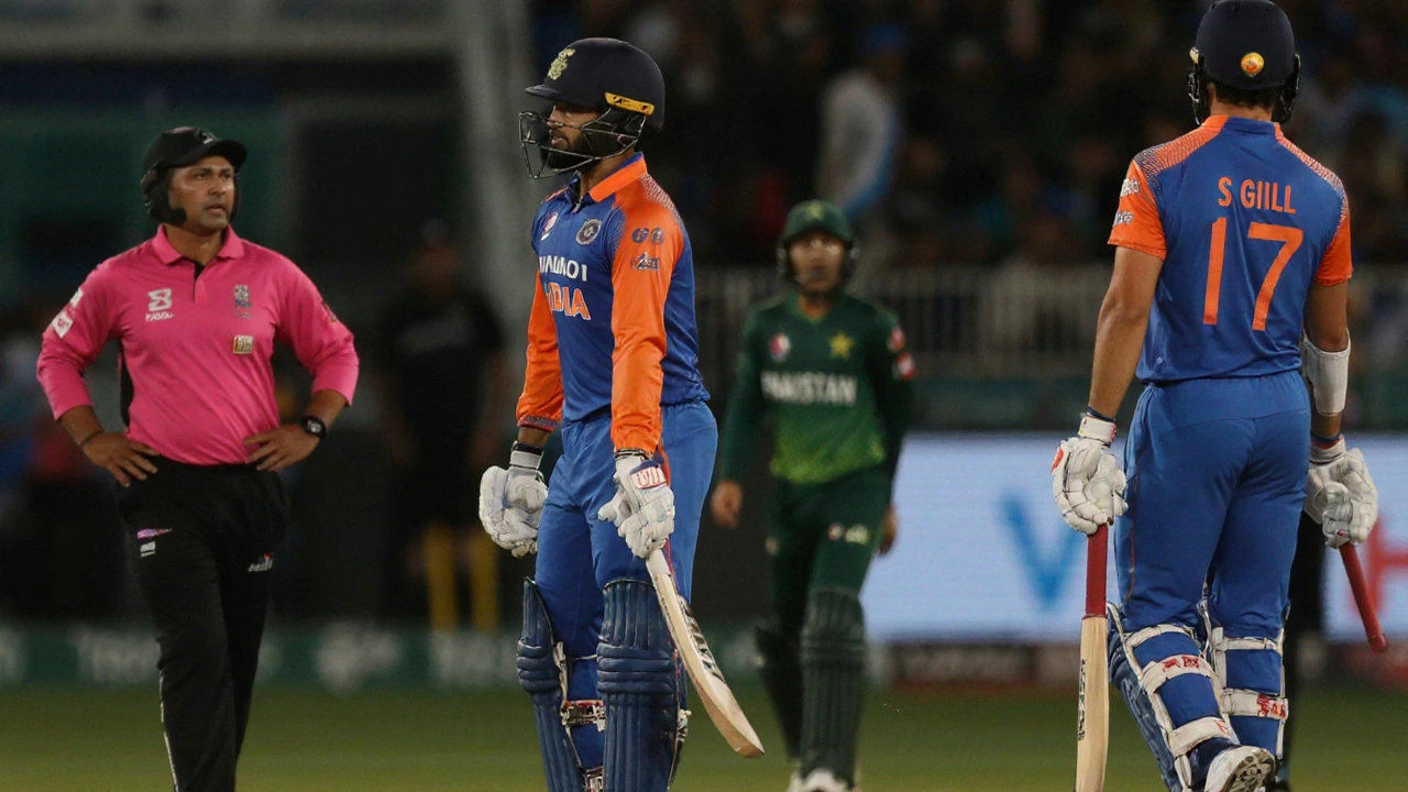 टूर्नामेंट का मिड‑टर्म सारांश और फाइनल का परिदृश्य